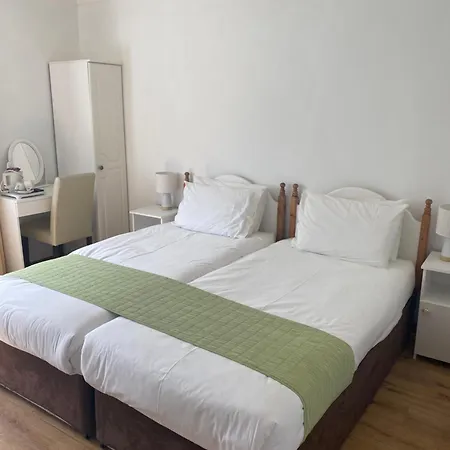 בית אירוח Doonhill *